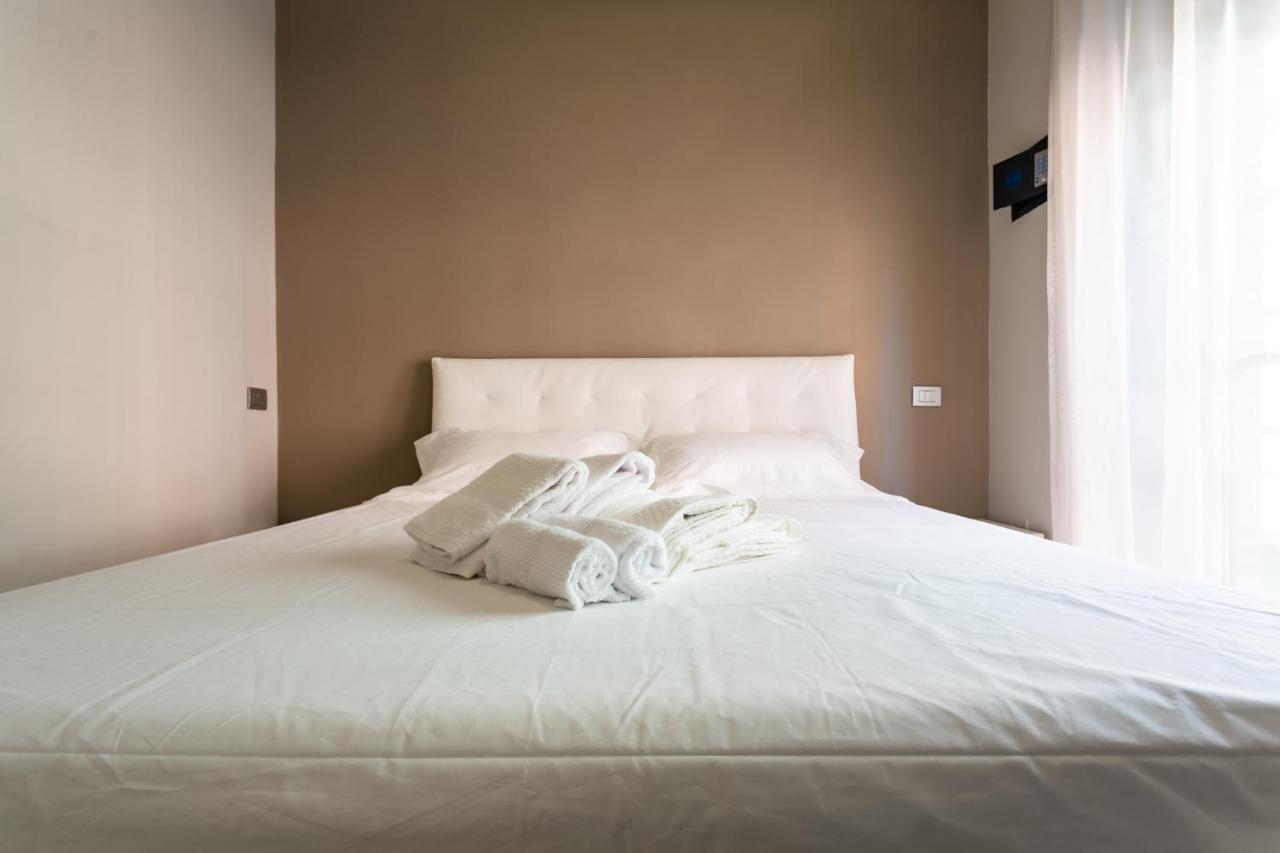 Porta Nuova Central Studio Верона Екстериор снимка