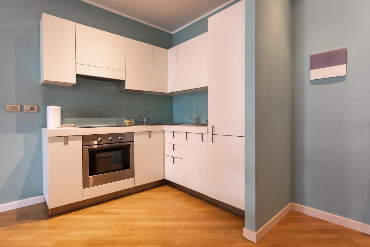 Porta Nuova Central Studio Верона Екстериор снимка